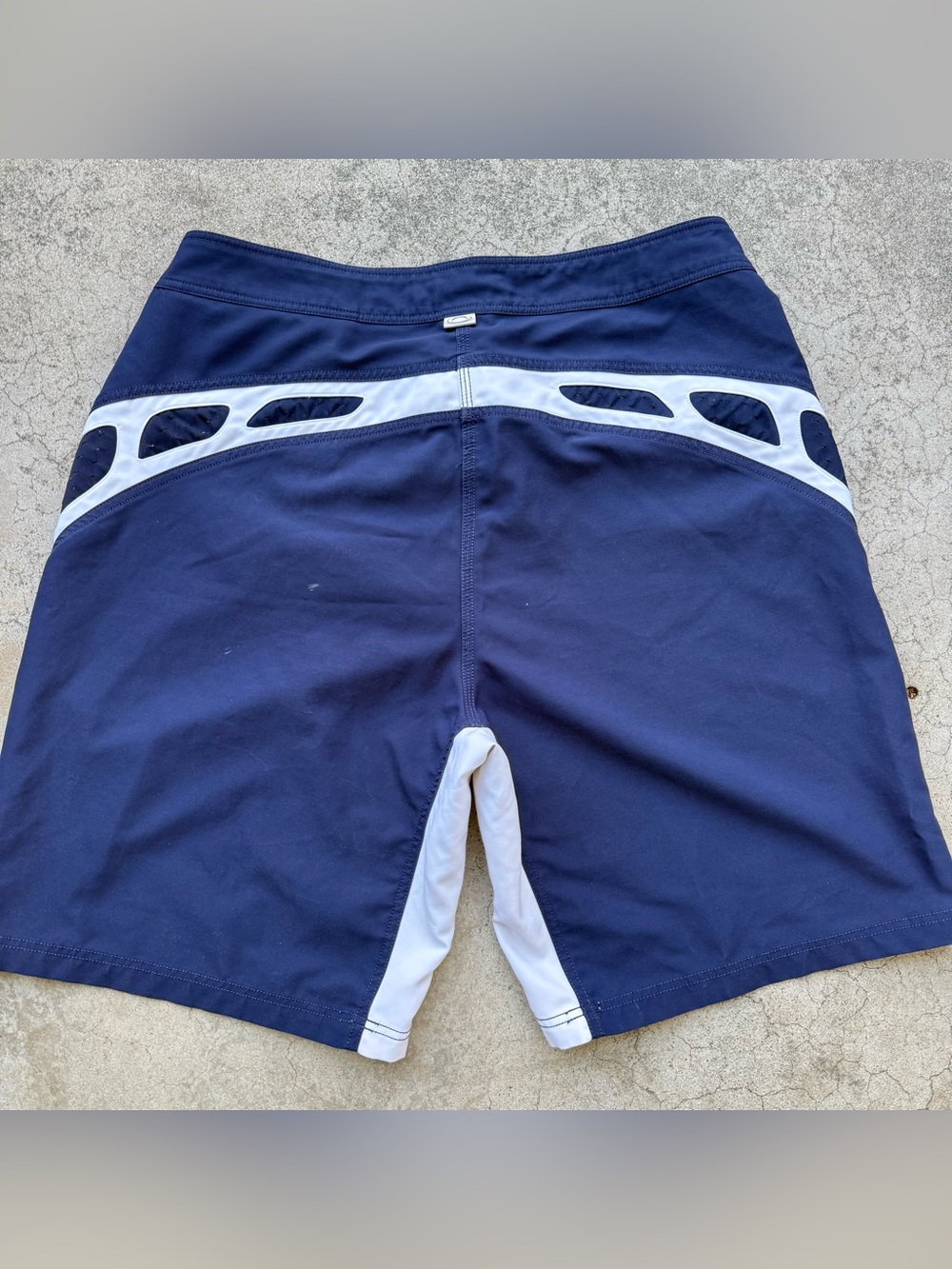 Vintage Y2K OAKLEY Board Shorts Swim Trunks Blue White Size 38 - Picture 7 of 10